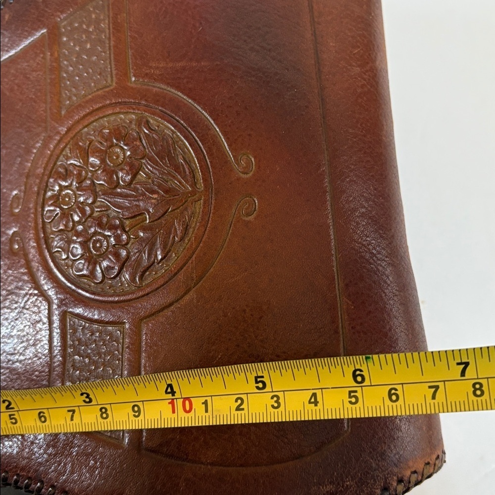 Antique embossed brown leather mini purse patented 1918. Clean. Embossed floral - Picture 13 of 16